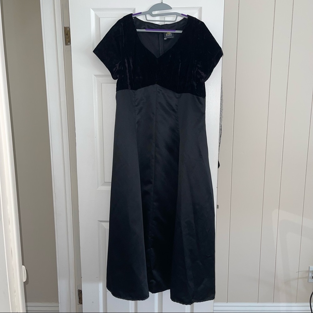Black Plus Size Gown